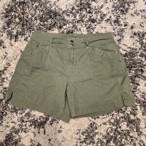 Cotton Ginny Women’s Utility Cargo Shorts | Size 13 | Olive Green
